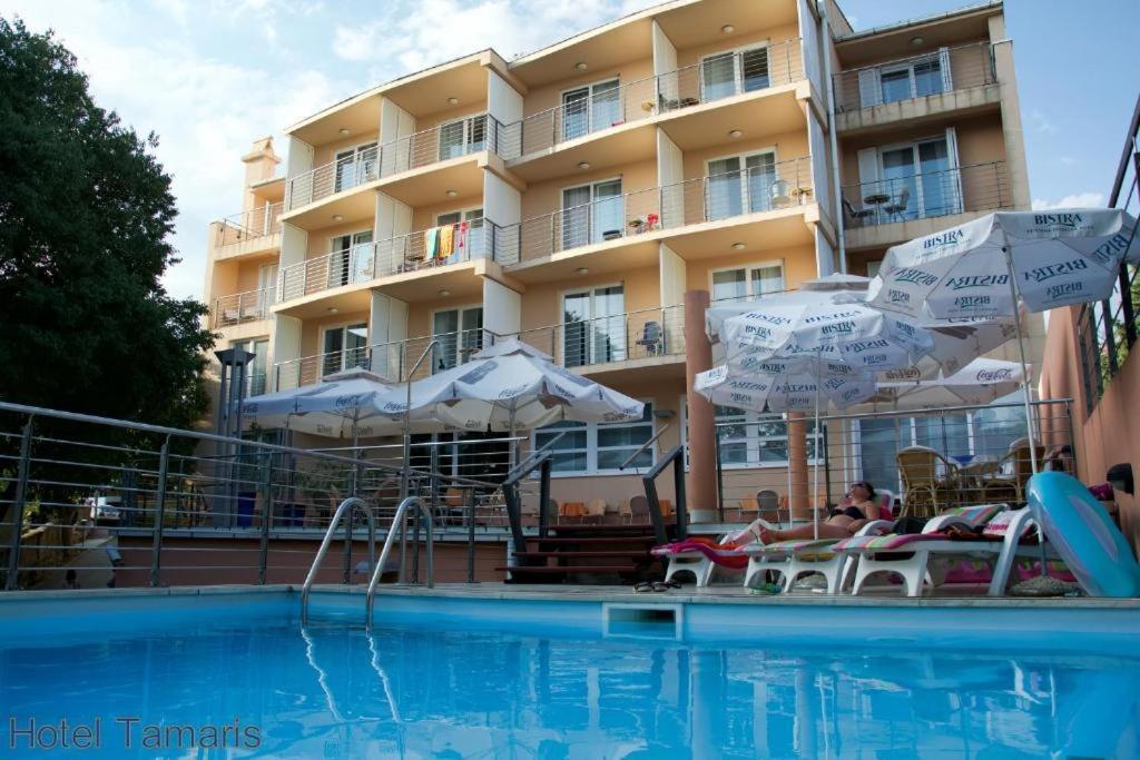 Hotel Tamaris 诺维·维诺多尔斯基 外观 照片